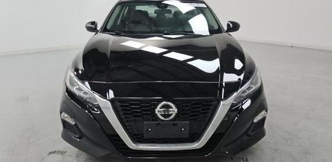 Nissan Altima 2020