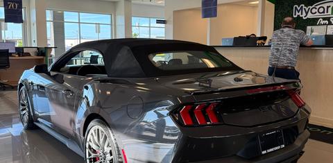 Ford Mustang 2024