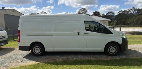 Toyota HIACE 2026