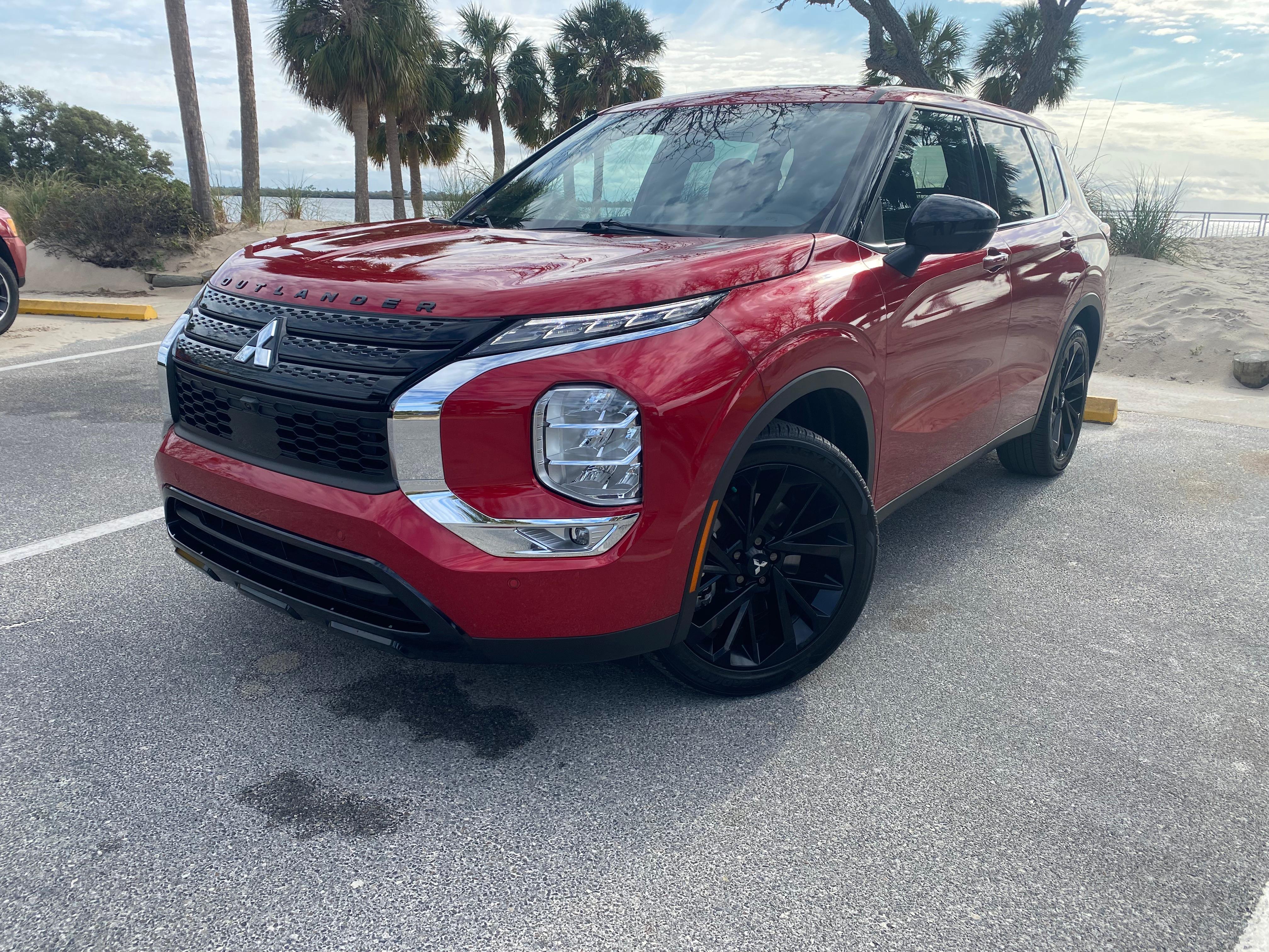 Mitsubishi Outlander 2023 in 
