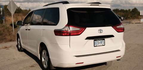 Toyota Sienna 2016