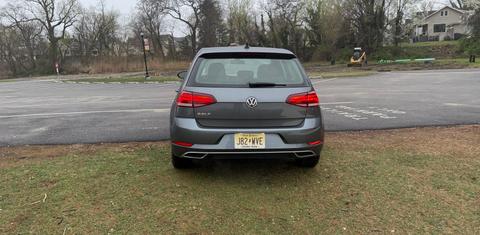 Volkswagen Golf 2021