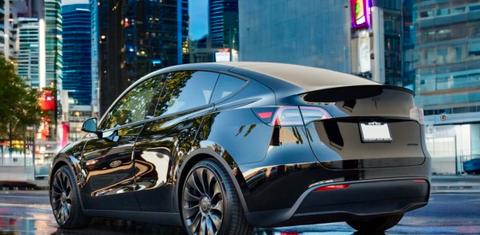 Tesla Model Y 2025