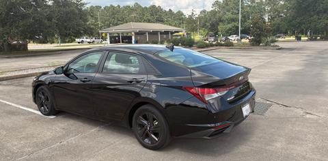 Hyundai Elantra 2023