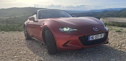 Mazda MX-5 2015