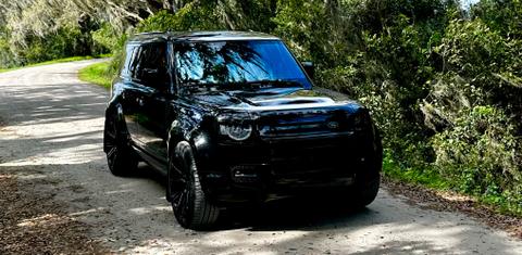 Land Rover Defender 2022
