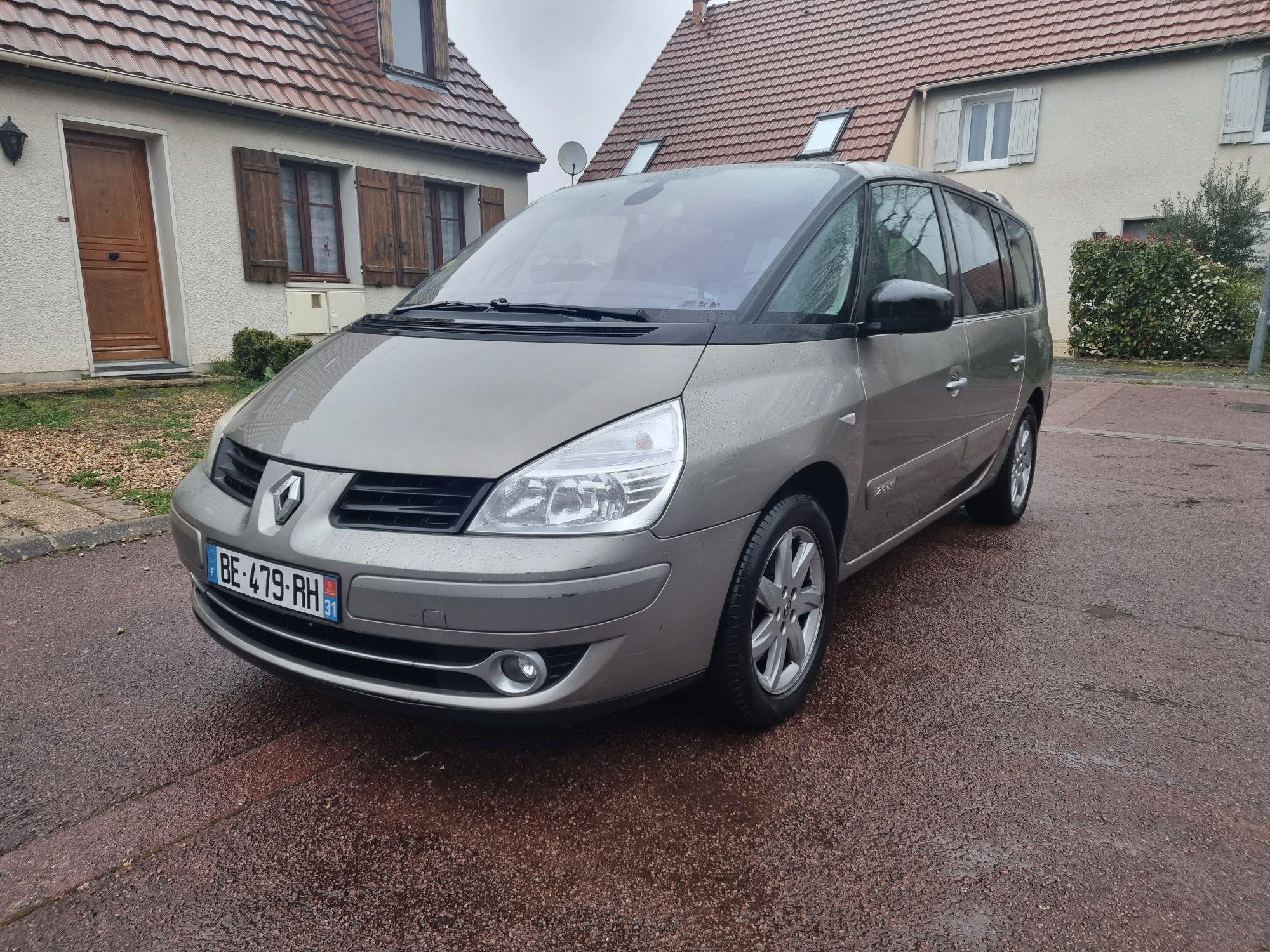 Renault GRAND ESPACE IV 2010 à Saint-Jean-de-Braye