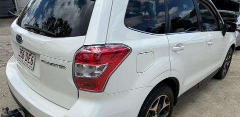 Subaru FORESTER 2015