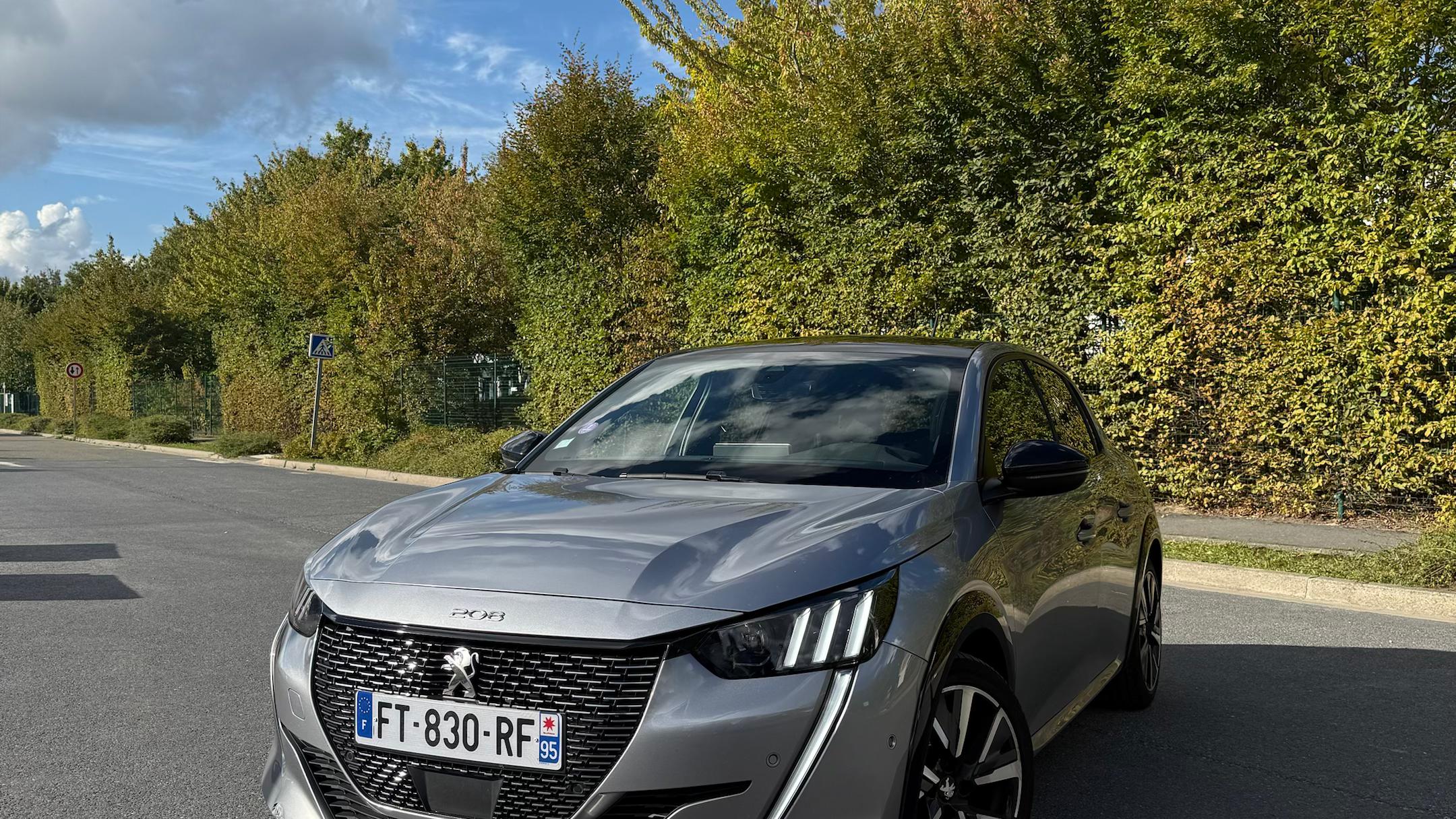 Peugeot 208 2020 in Saint-Louis