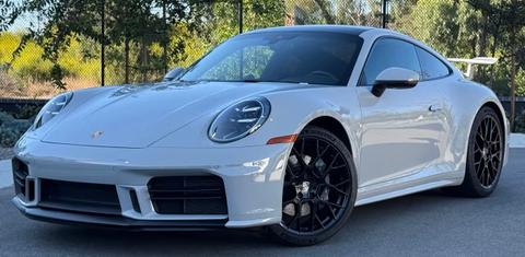 Porsche 911 2025