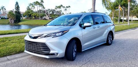 Toyota Sienna 2024