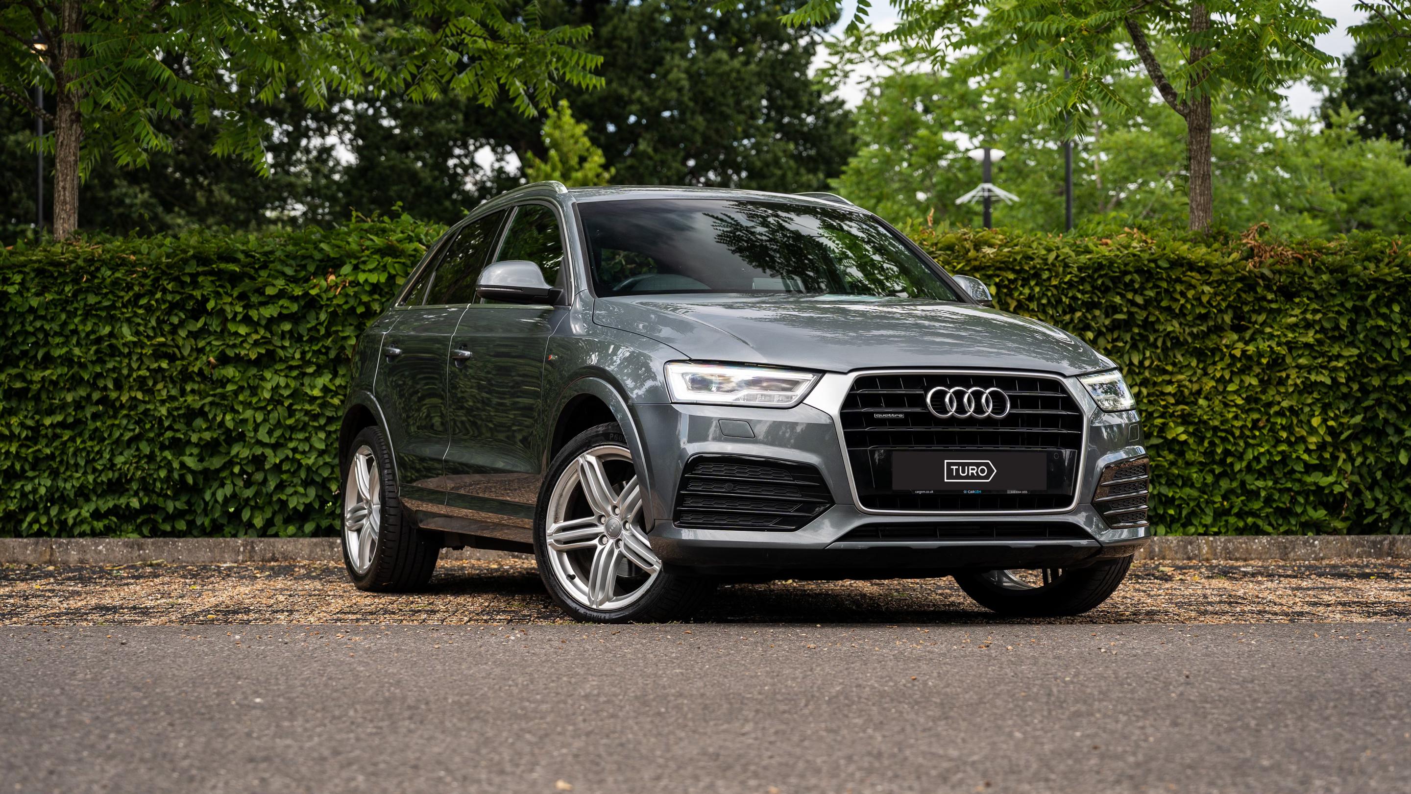 Audi Q3 2016 in Isleworth