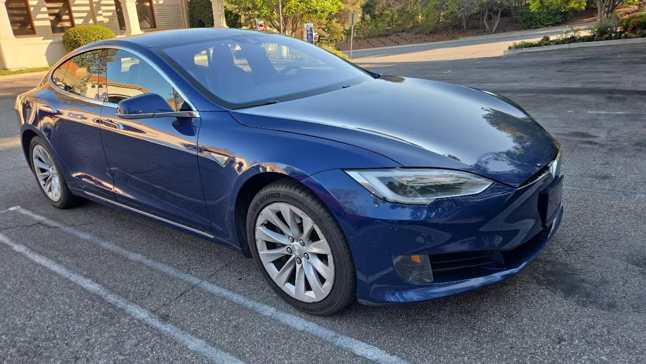 Tesla Model S 2016 in Thousand Oaks, CA