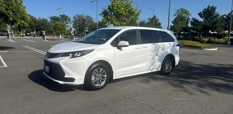 Toyota Sienna 2026