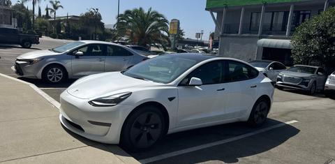 Tesla Model 3 2023