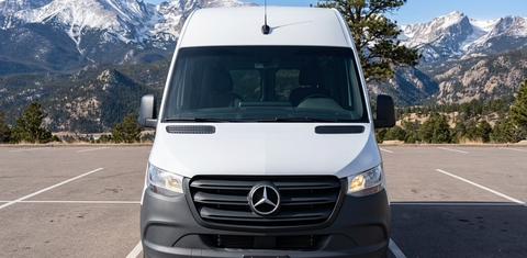 Mercedes-Benz Sprinter 2025