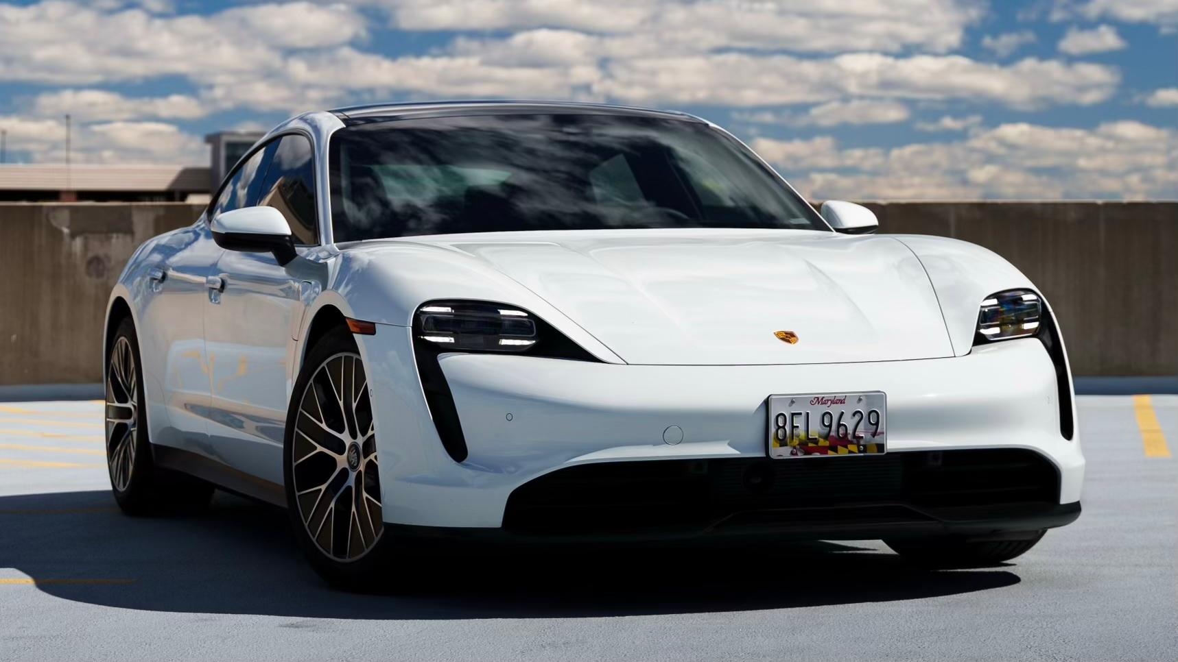 Porsche 911 2025 rental in Annapolis, MD by Vi | Turo