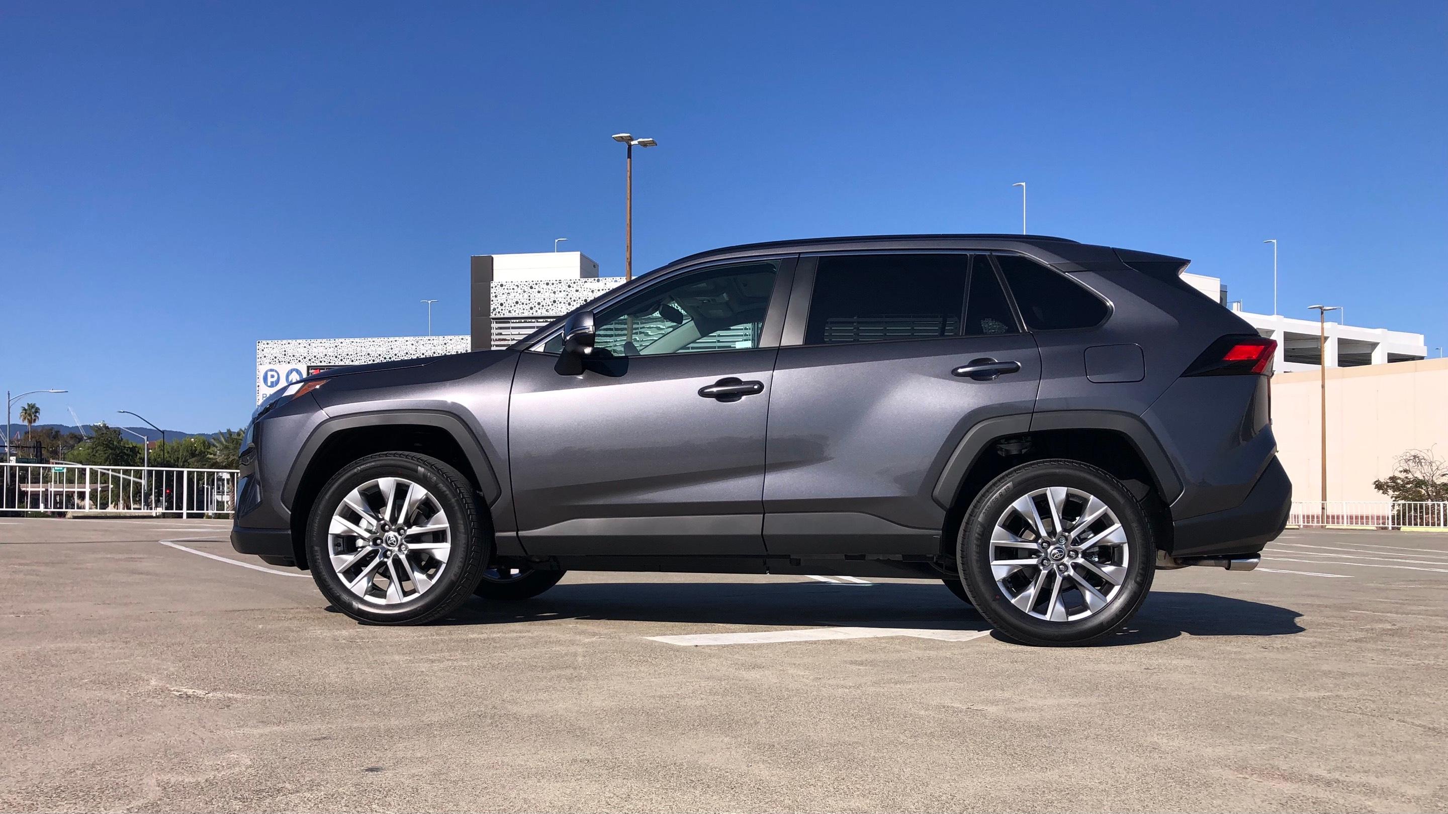 Toyota RAV4 2022 in 