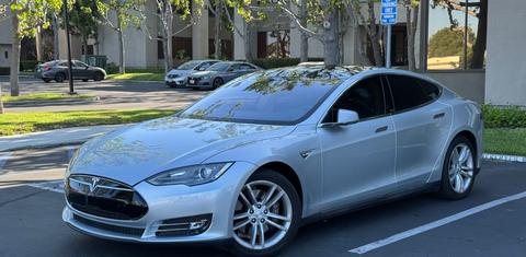 Tesla Model S 2014