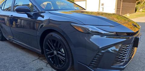 Toyota Camry Hybrid 2025