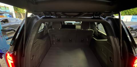 Chevrolet Suburban 2025