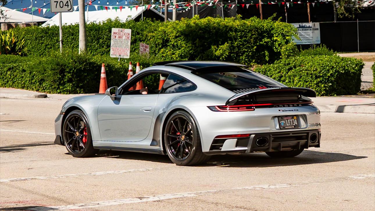 Porsche 911 2020 in West Palm Beach, FL