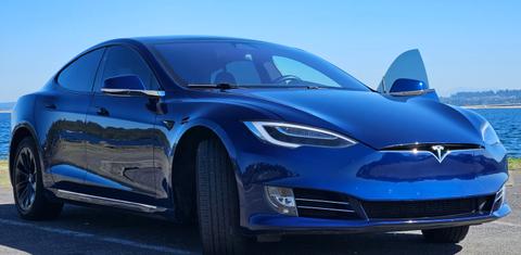 Tesla Model S 2018