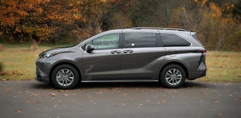 Toyota Sienna 2024