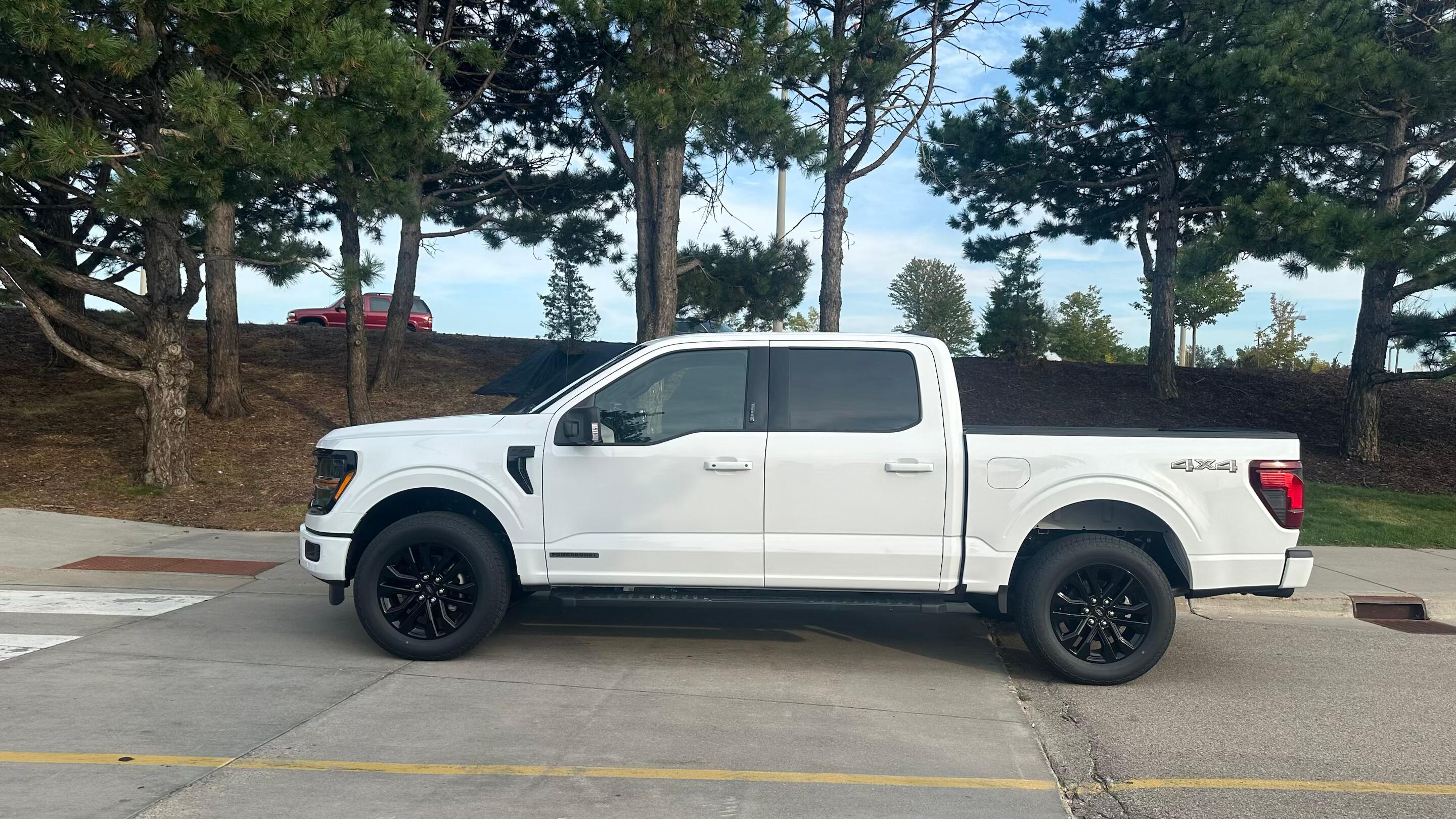 Ford F-150 2024 in Minneapolis, MN