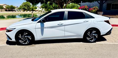 Hyundai Elantra 2025