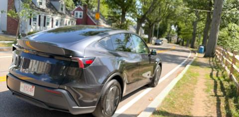 Tesla Model Y 2026