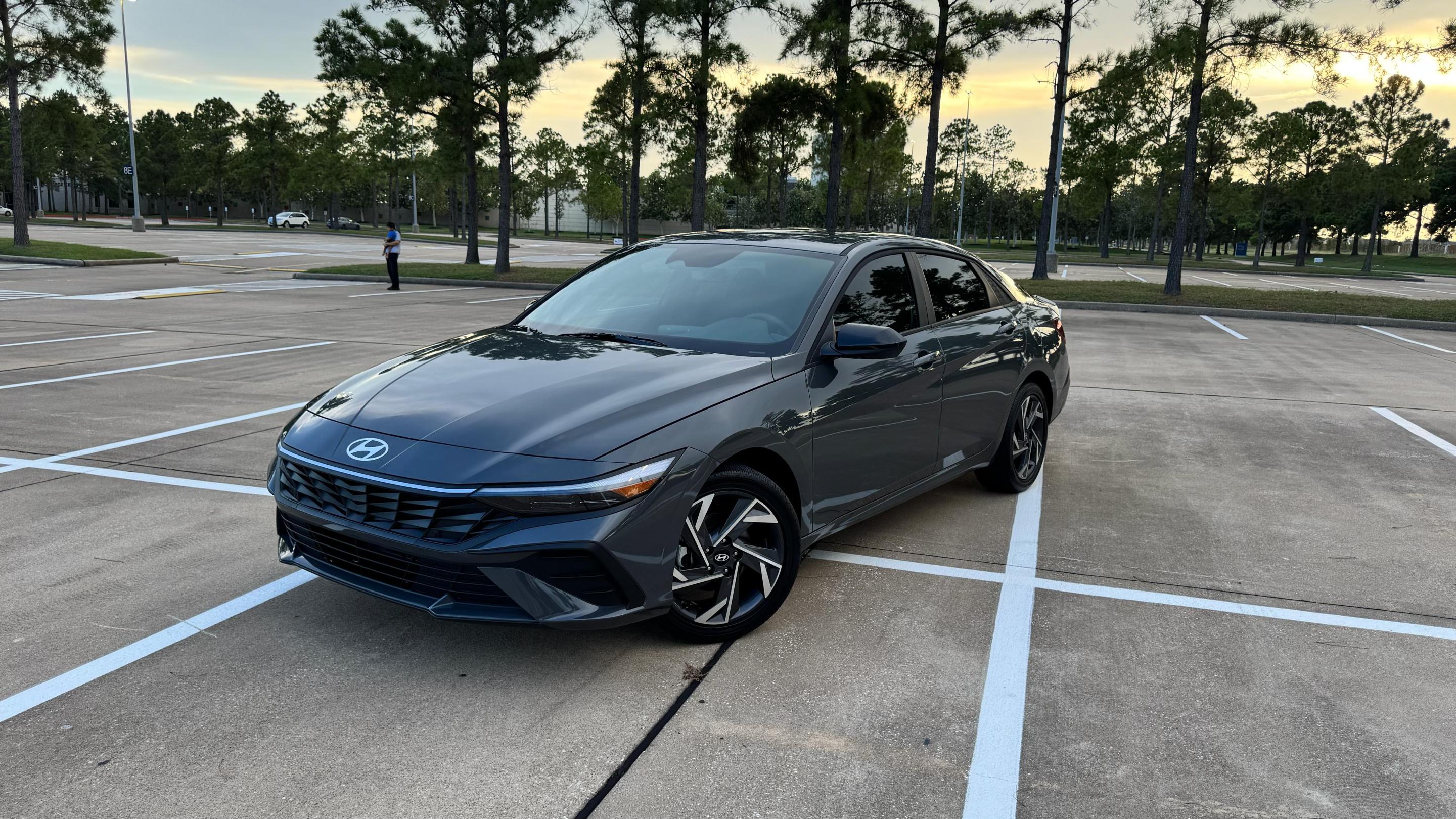 Hyundai Elantra Hybrid 2025 en Houston, TX