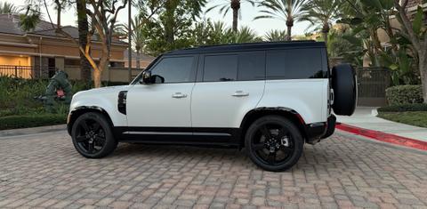 Land Rover Defender 2026
