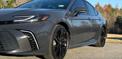Toyota Camry Hybrid 2025