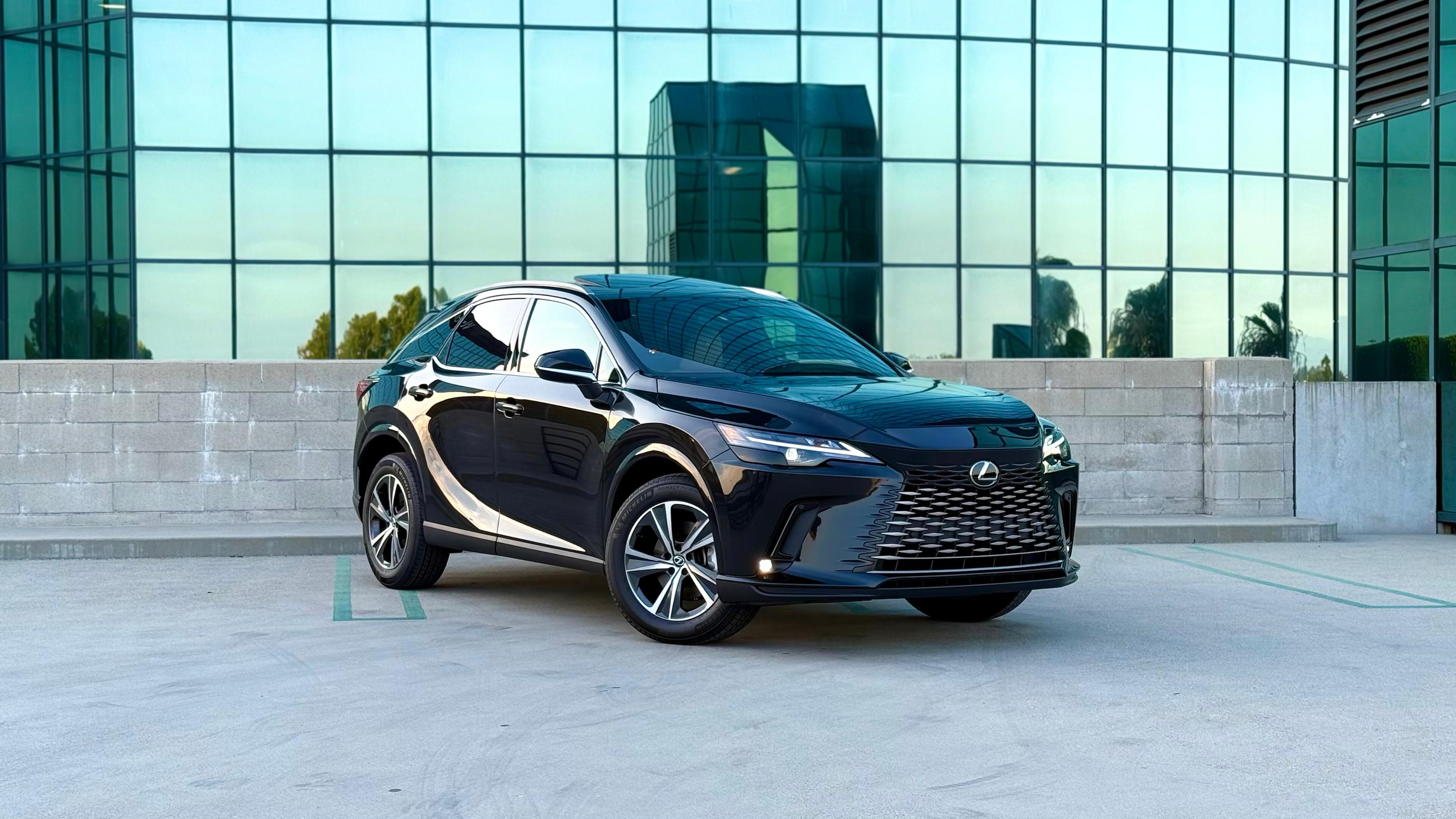 Lexus RX 2025 in 