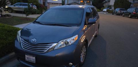 Toyota Sienna 2015