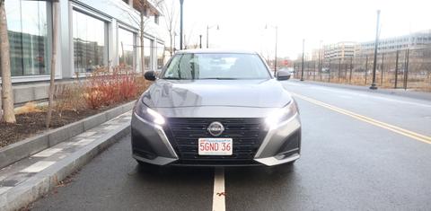Nissan Altima 2024