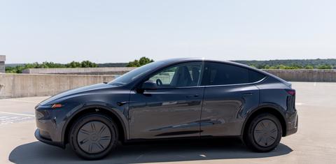 Tesla Model Y 2026