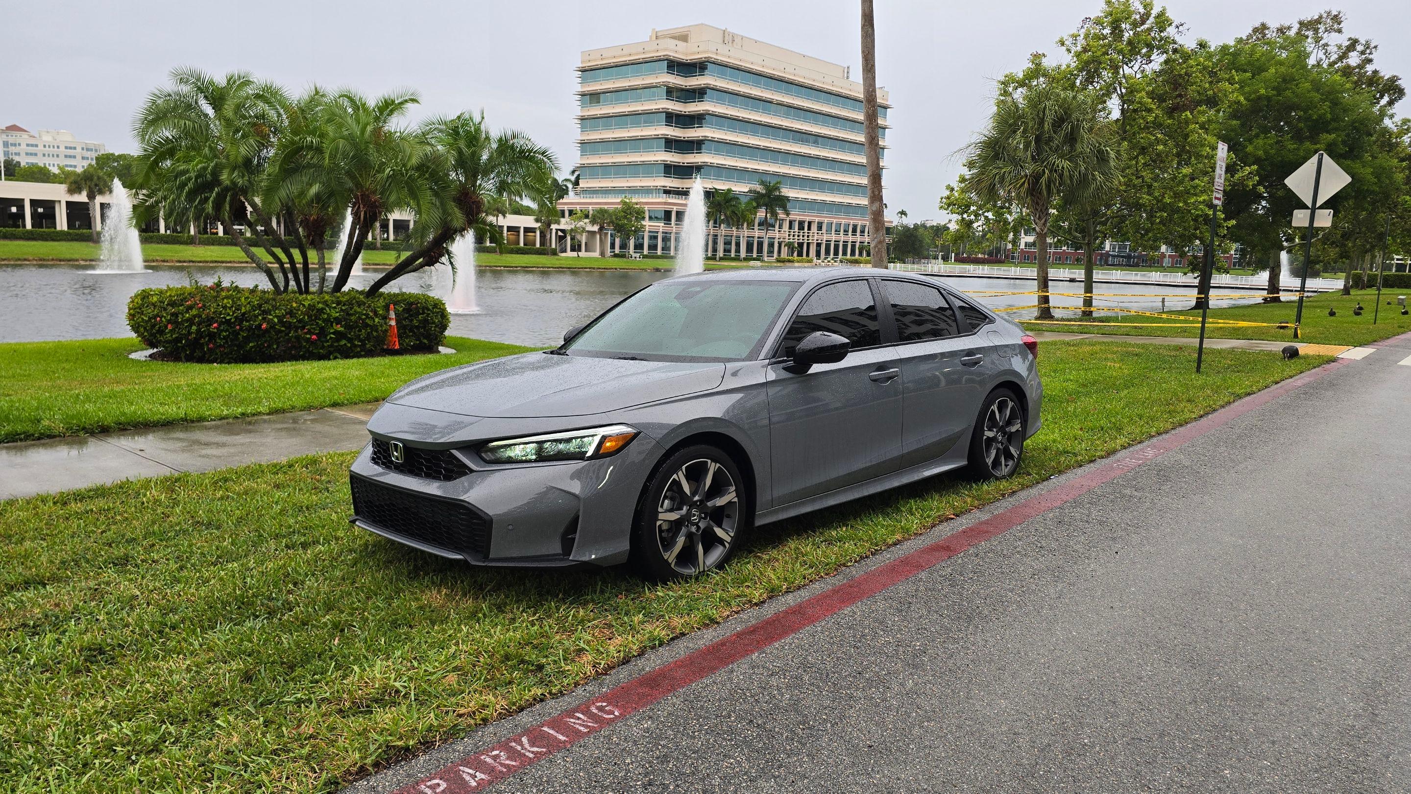 Honda Civic Hybrid 2025 in 