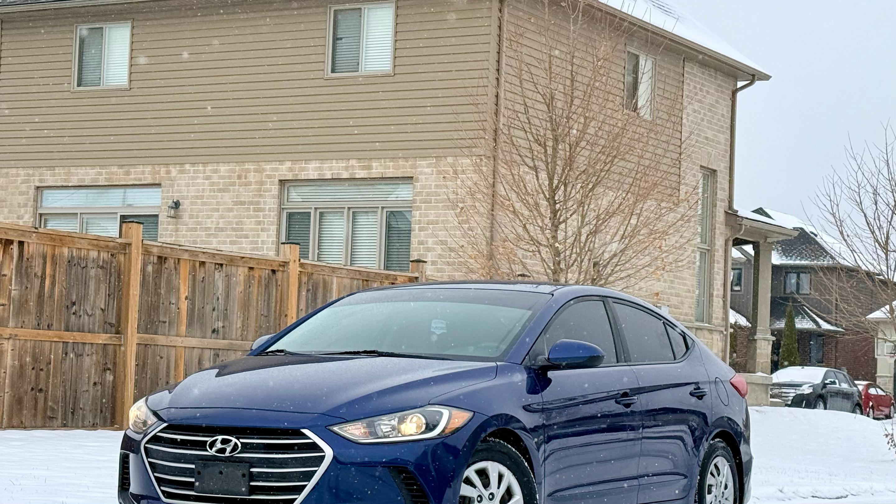 Hyundai Elantra 2017 à London, ON