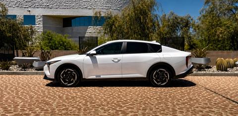 Kia K4 2025