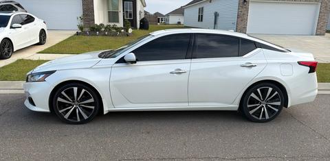 Nissan Altima 2019