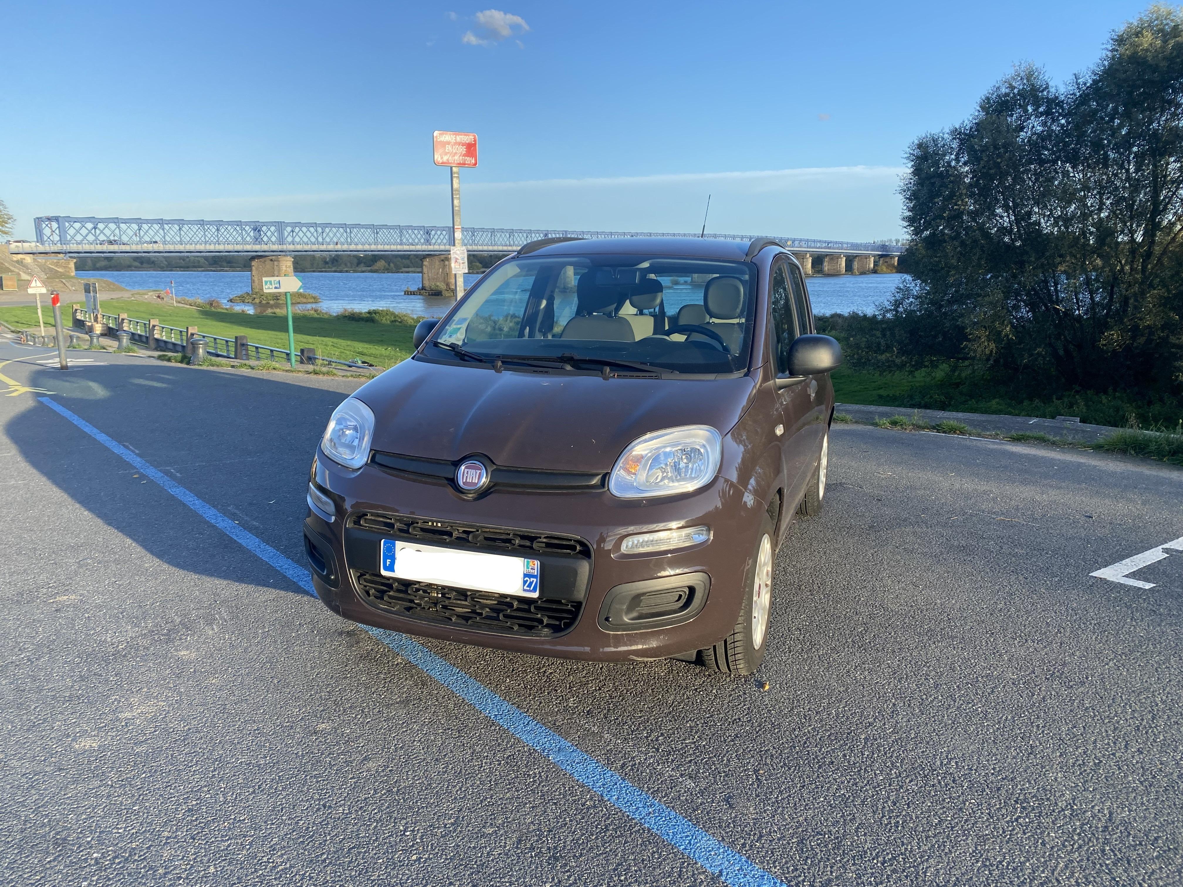 FIAT PANDA 2013 in Chartres-de-Bretagne