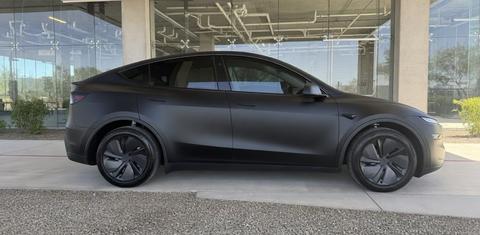 Tesla Model Y 2026