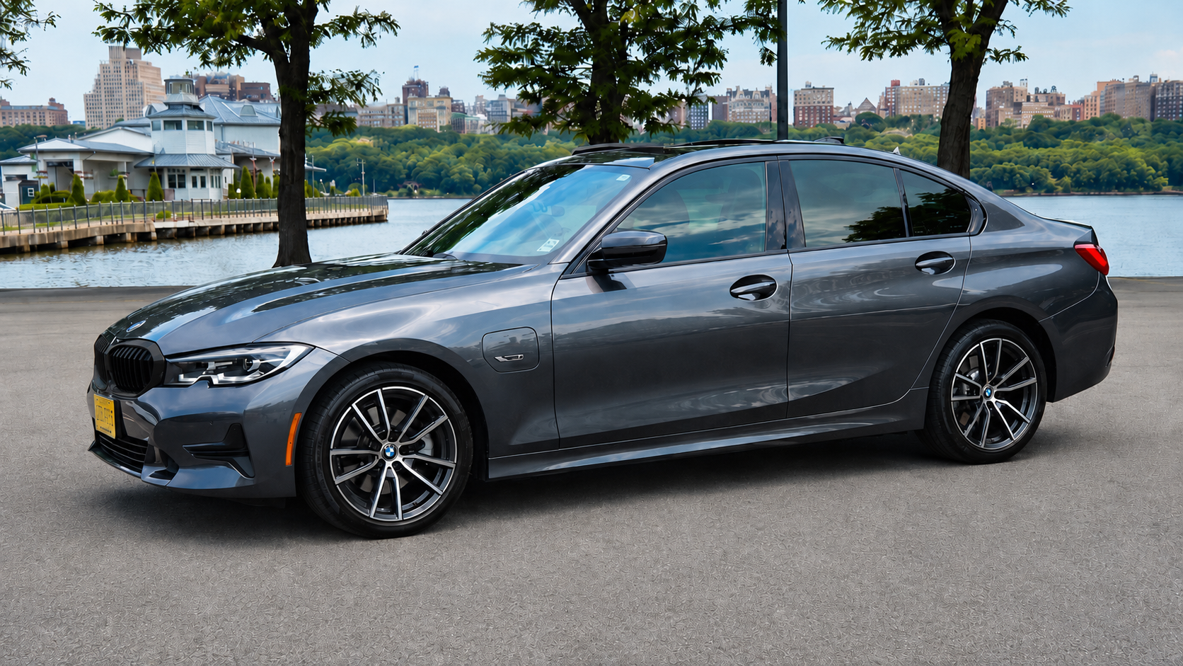 BMW 3 Series 2022 in Cliffside Park, NJ
