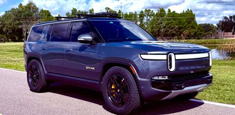 Rivian R1S 2024