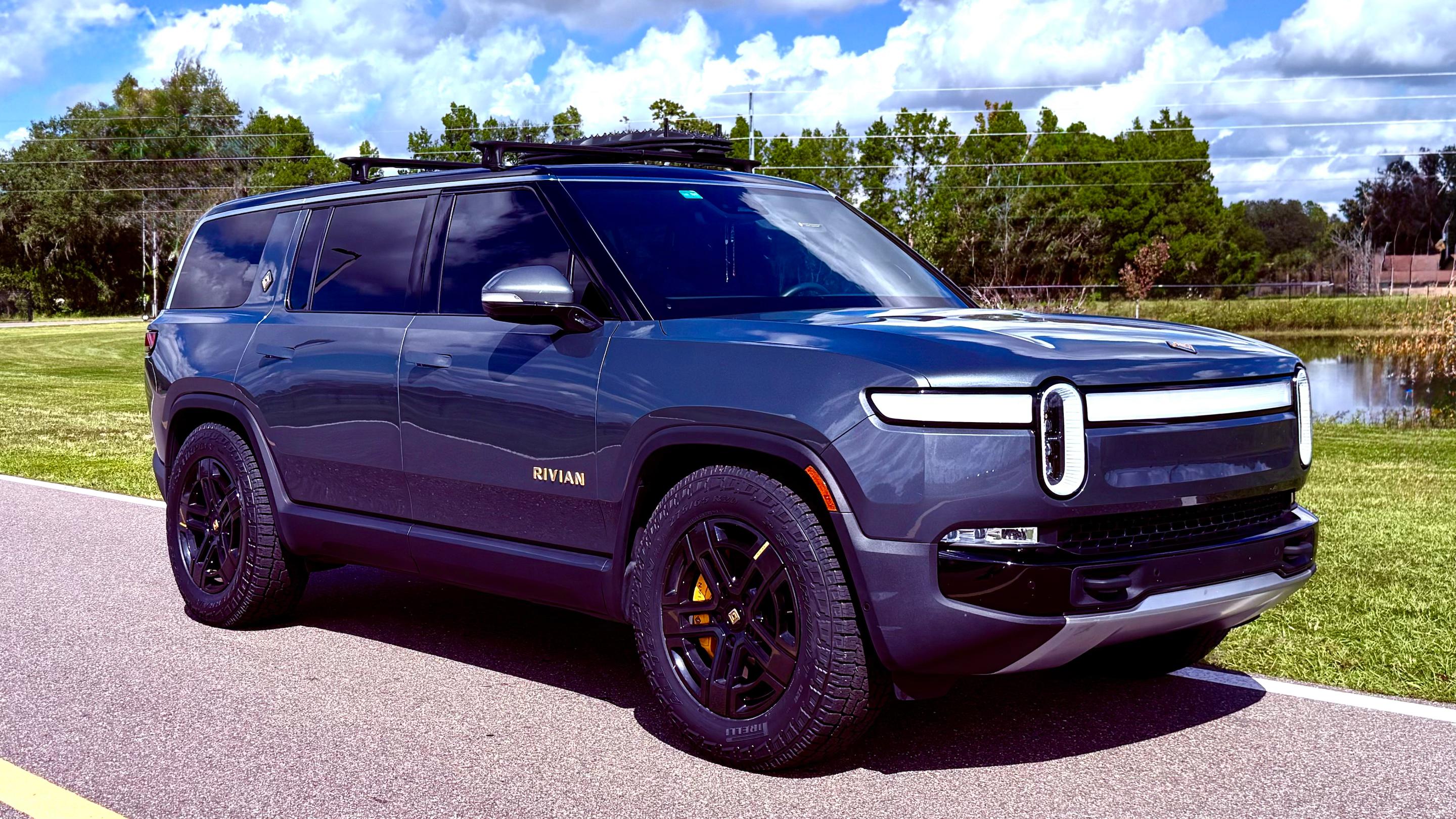 Rivian R1S 2024 in Wesley Chapel, FL