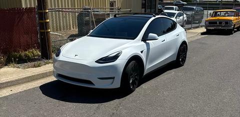 Tesla Model Y 2022