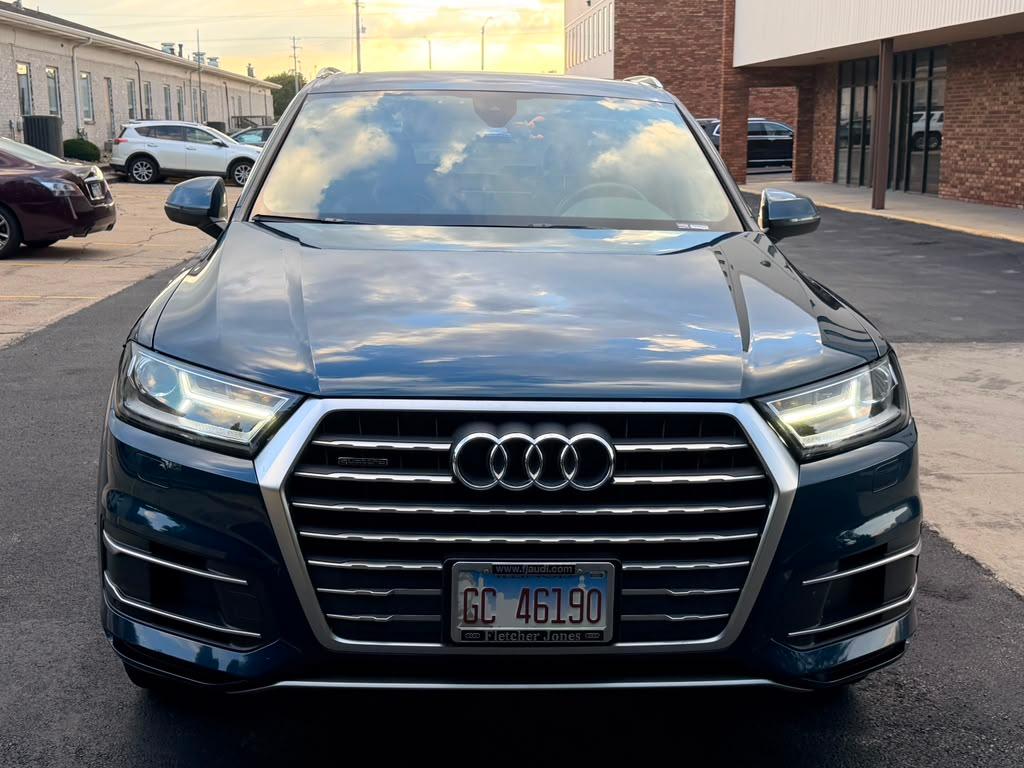 Audi Q7 2019 in Bloomington, IL