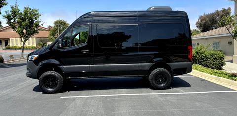 Mercedes-Benz Sprinter 2024